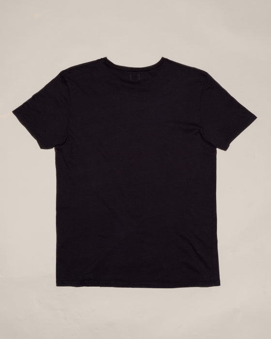 Basic Tee in Black