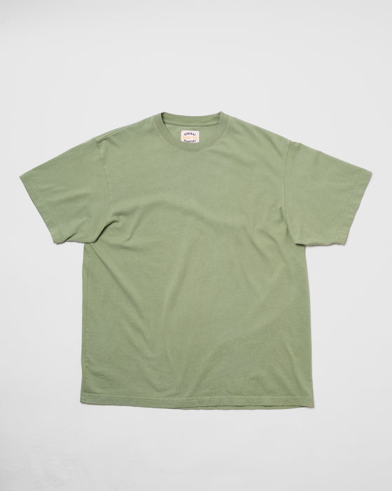 Heavy Weight T-Shirt in Field Green