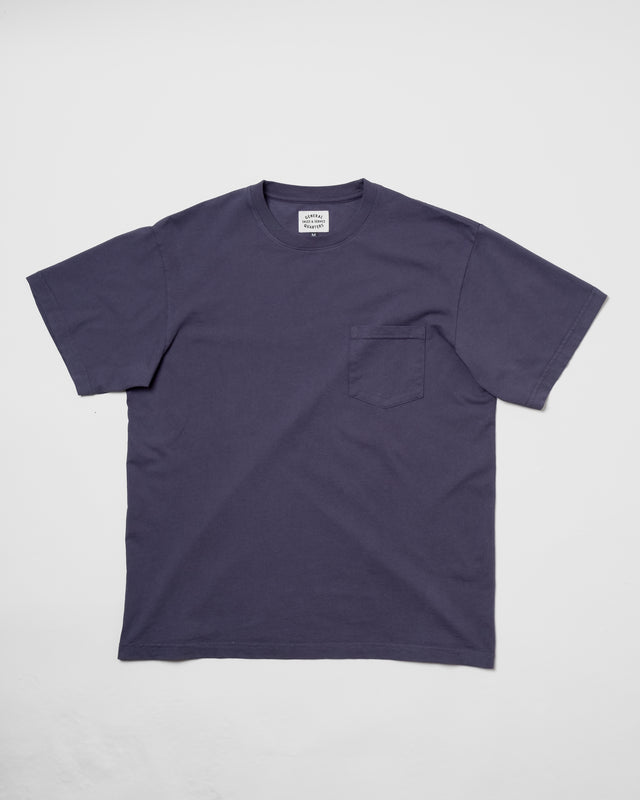 Heavy Weight Pocket T-Shirt in Faded Navy