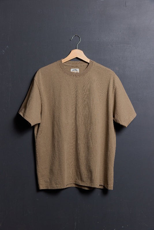 Heavy Tee in Coyote