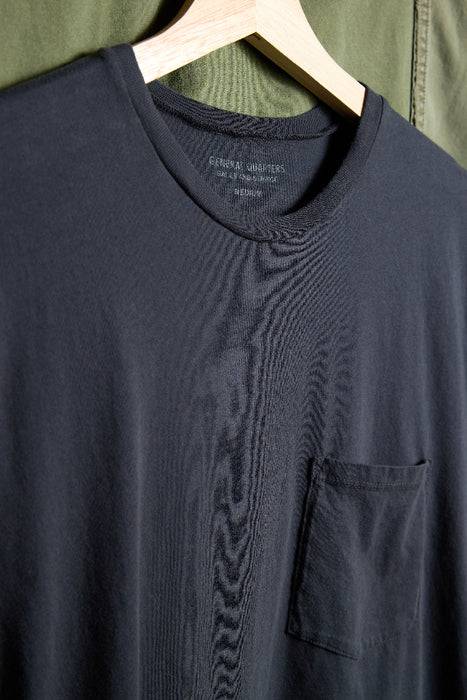 Basic Pocket Tee in Vintage Black