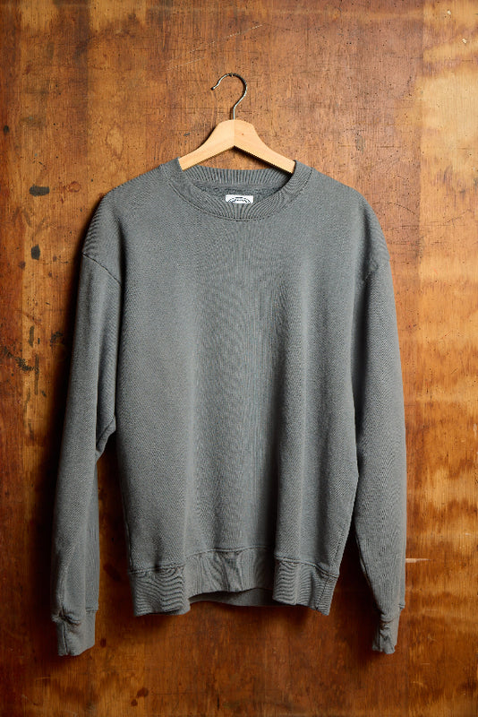 Crew Sweatshirt in Smoke Blue