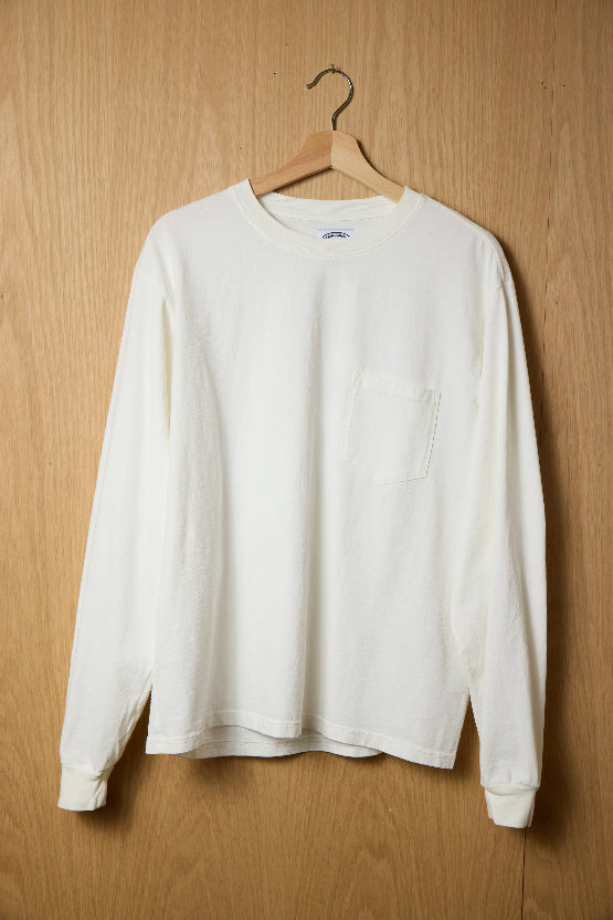 Long Sleeve Pocket Tee in Vintage White