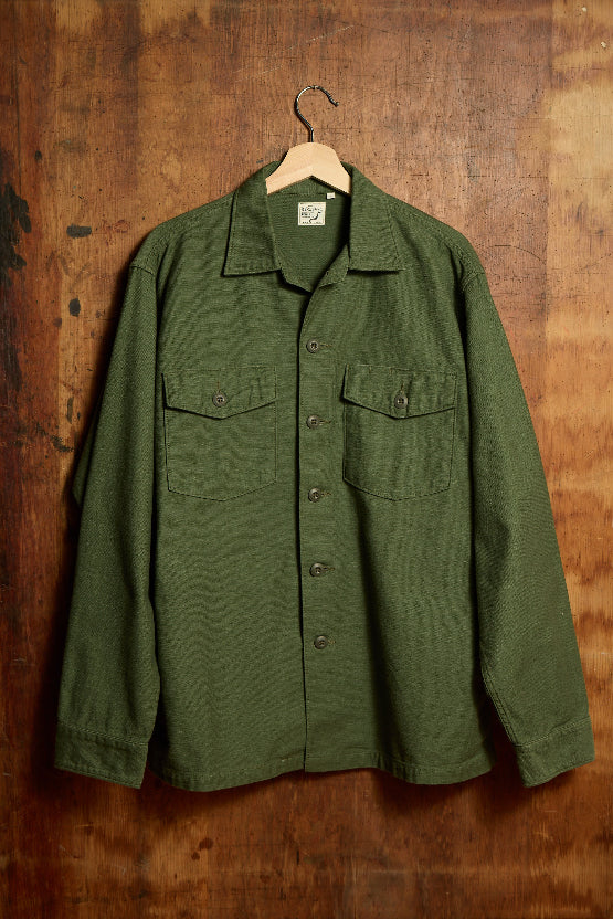 U.S. Army Fatigue Shirt in Green