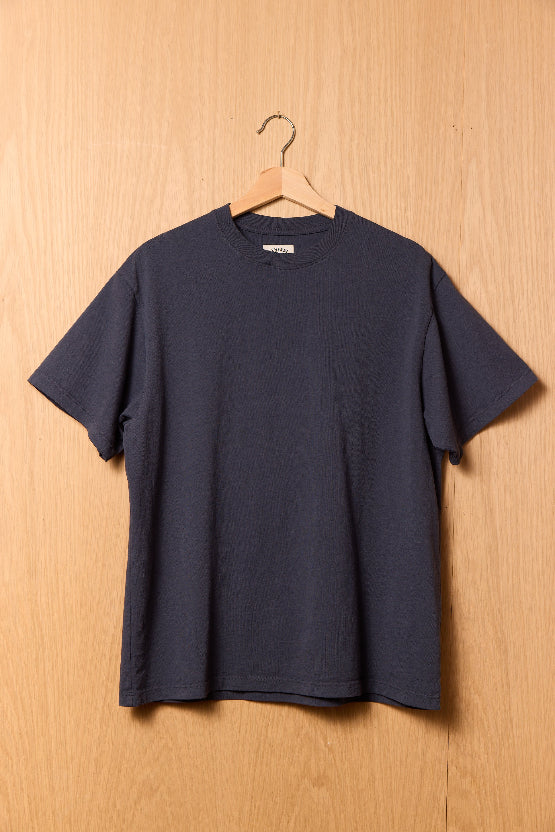 Heavy Tee in Faded Navy