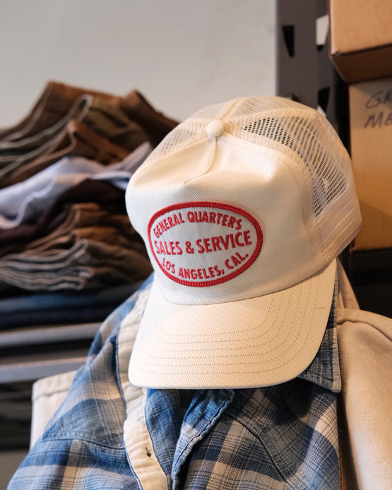 Service Hat in Natural White/Mesh